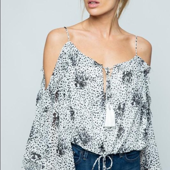 Cold Shoulder Top - Picture 2 of 2